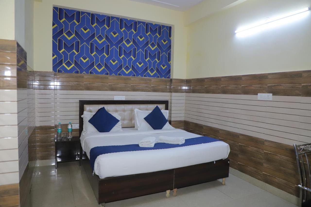 Hotel Aditya Residency Near Sector 63 Metro Station Noida Exteriér fotografie